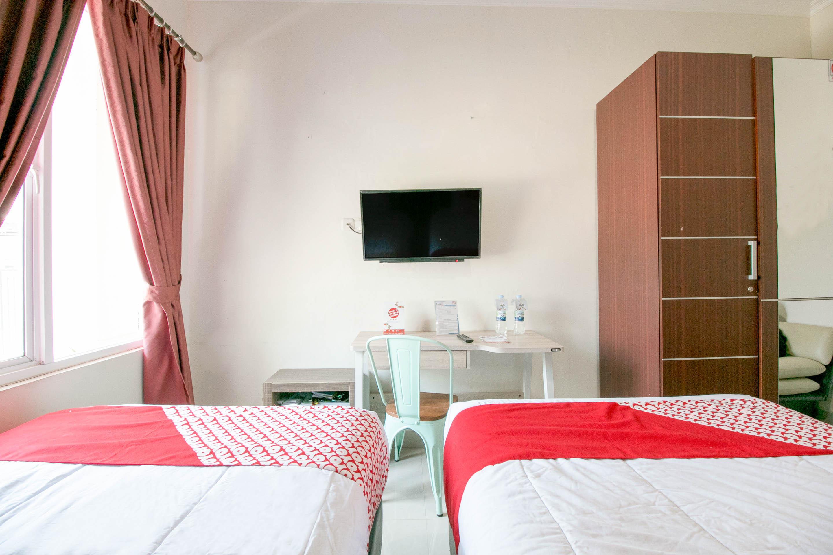 Oyo 1975 Bale Ikite Hotel มากาซาร์ ภายนอก รูปภาพ