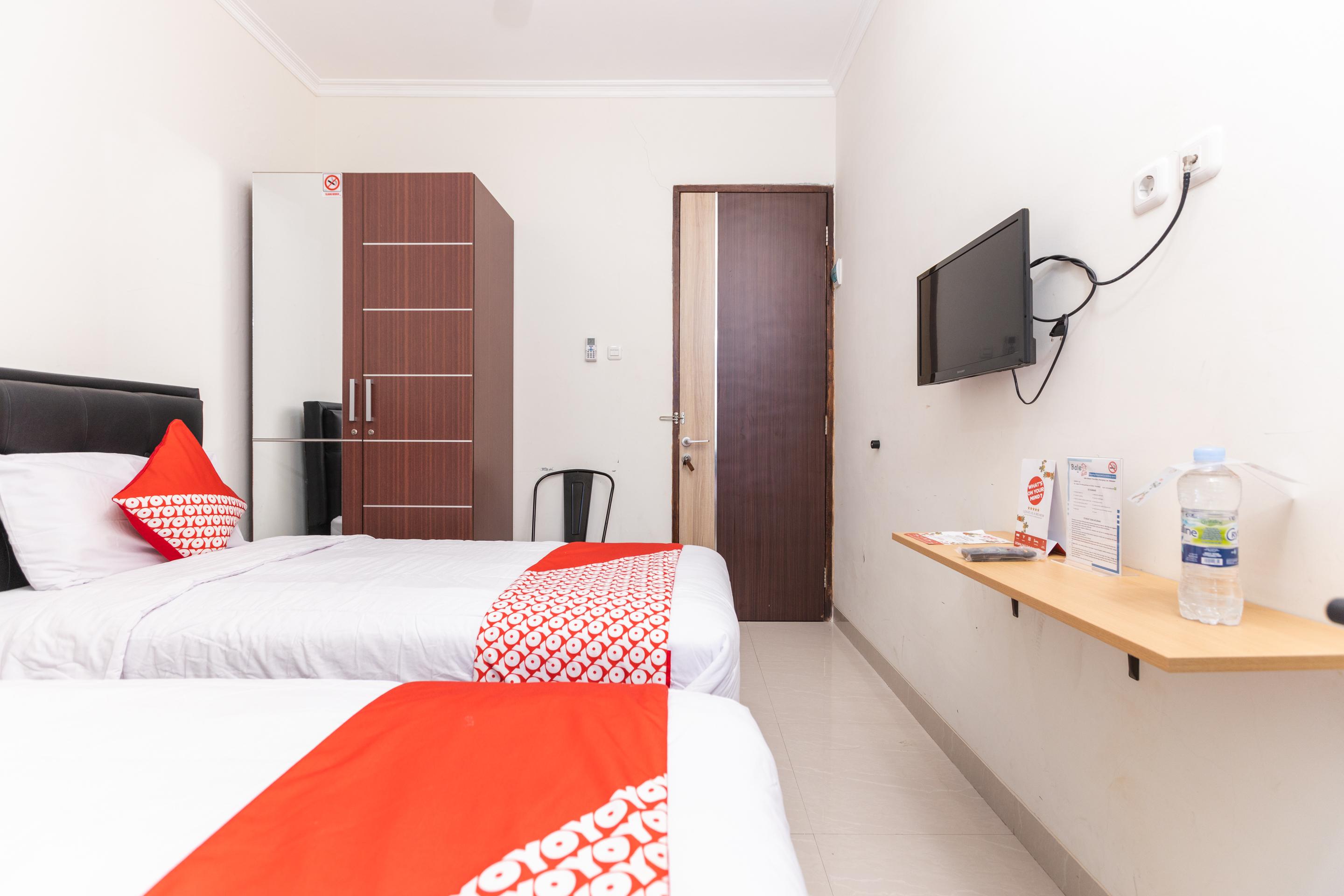 Oyo 1975 Bale Ikite Hotel มากาซาร์ ภายนอก รูปภาพ