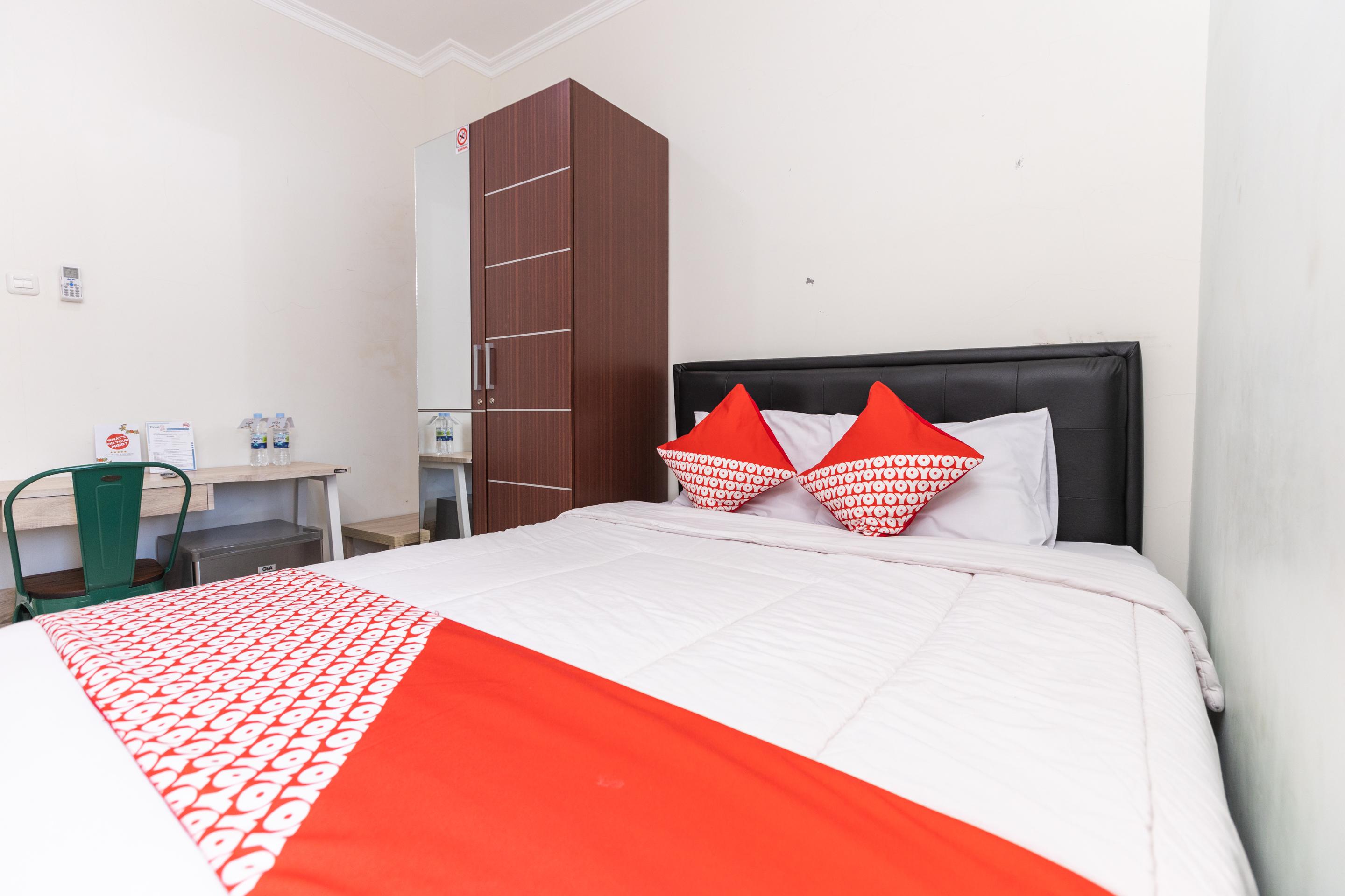 Oyo 1975 Bale Ikite Hotel มากาซาร์ ภายนอก รูปภาพ