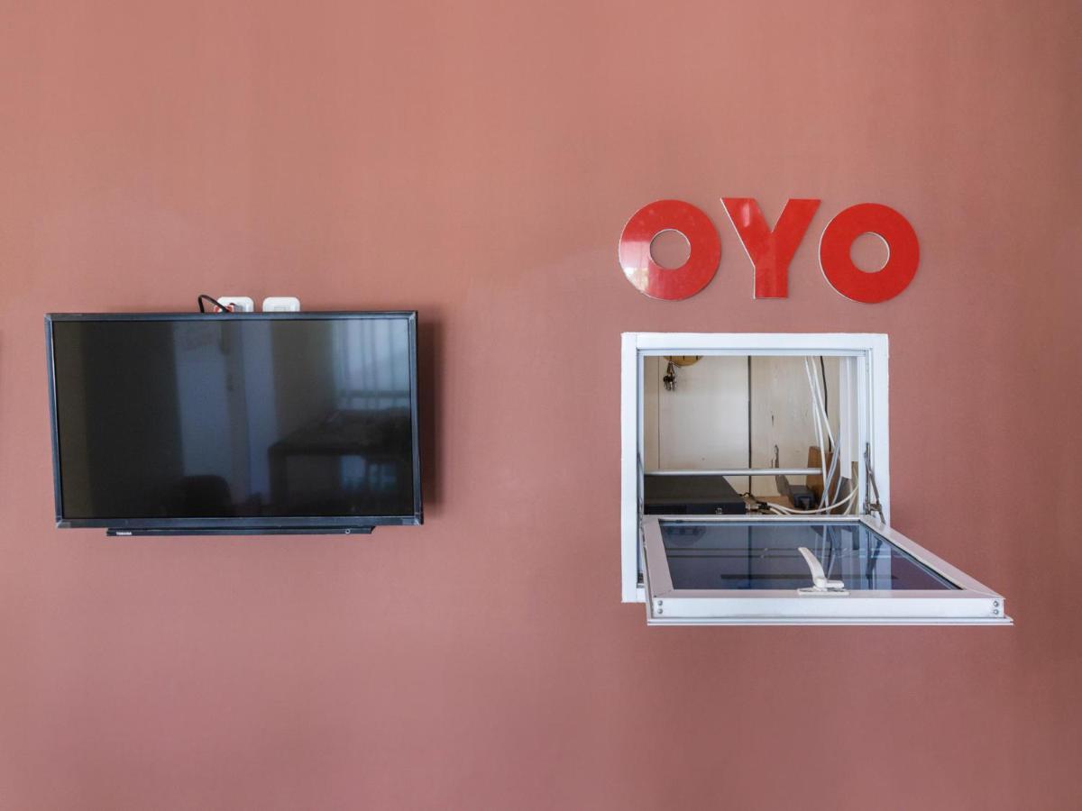 Oyo 1975 Bale Ikite Hotel มากาซาร์ ภายนอก รูปภาพ
